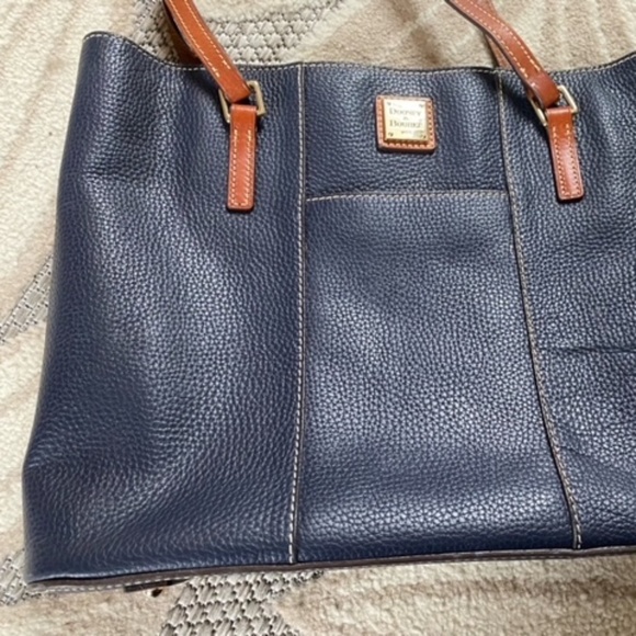 Dooney & Bourke Pebble Grain Lexington Bag - Picture 9 of 9